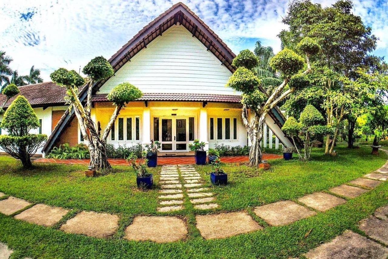 Les Hameaux De L'Orient Hotel Ho Chi Minh City Exterior photo